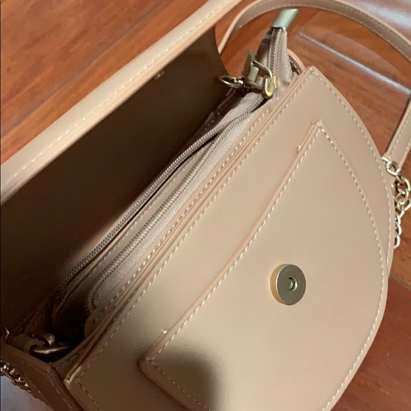 Cross Shoulder Bag - Picture 5 of 5